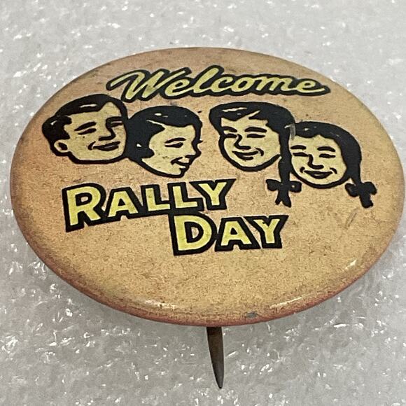Welcome To Rally Day 1” Pin Pinback Button Vintage Standard Publishing - Picture 10 of 11